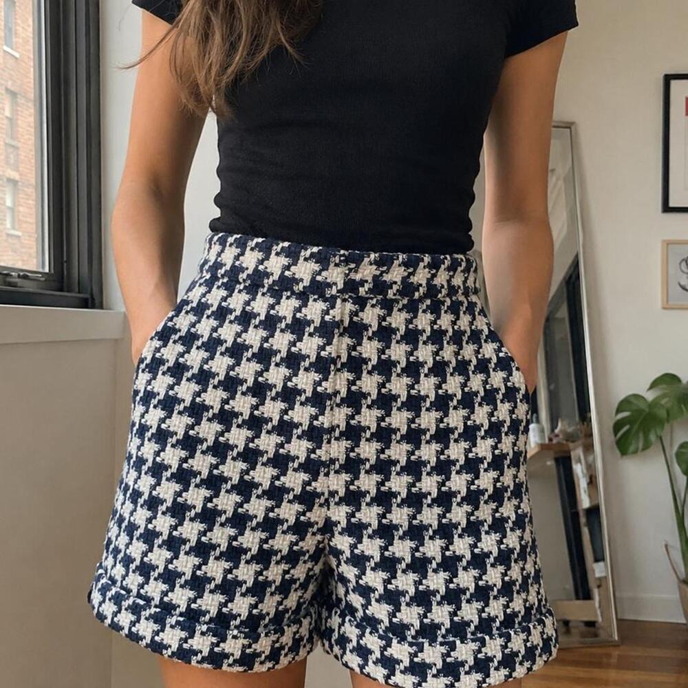 ZARA Navy and White Houndstooth Tweed Shorts Size XS Y2K Chic Dark Academia